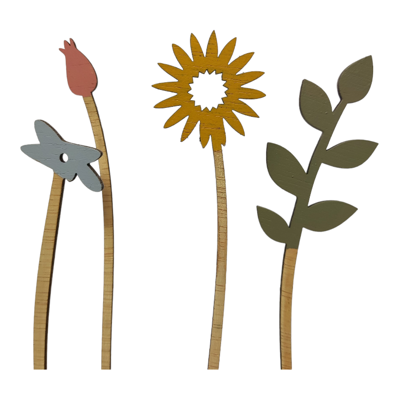 vier bloemetjes van hout