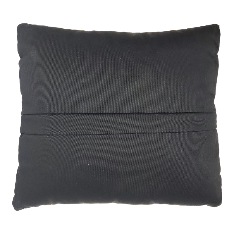 achterzijde voddenkussen met blinde rits in zwart