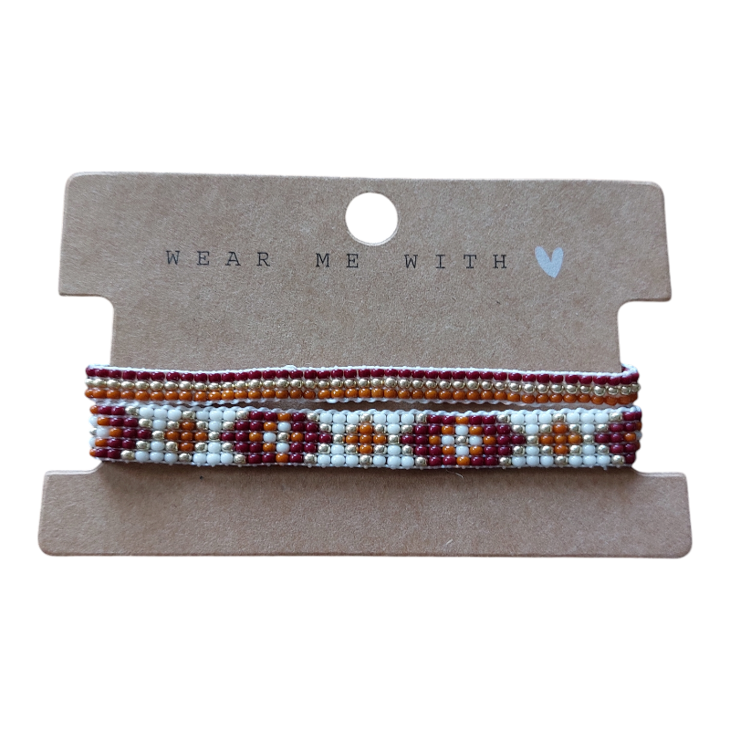 geweven kralen armbandje in wit, bruin en goud