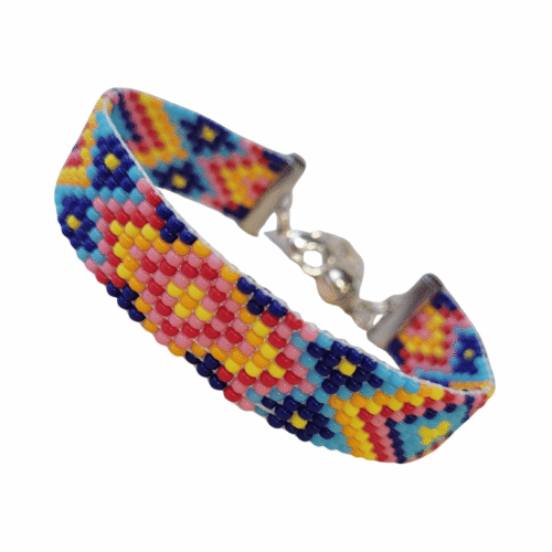 kralenarmband met mozaiekpatroon in blauw en geel