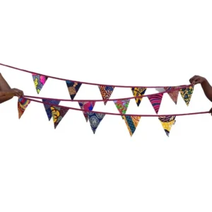 slinger met bordeaux lint en afrikaanse stoffen